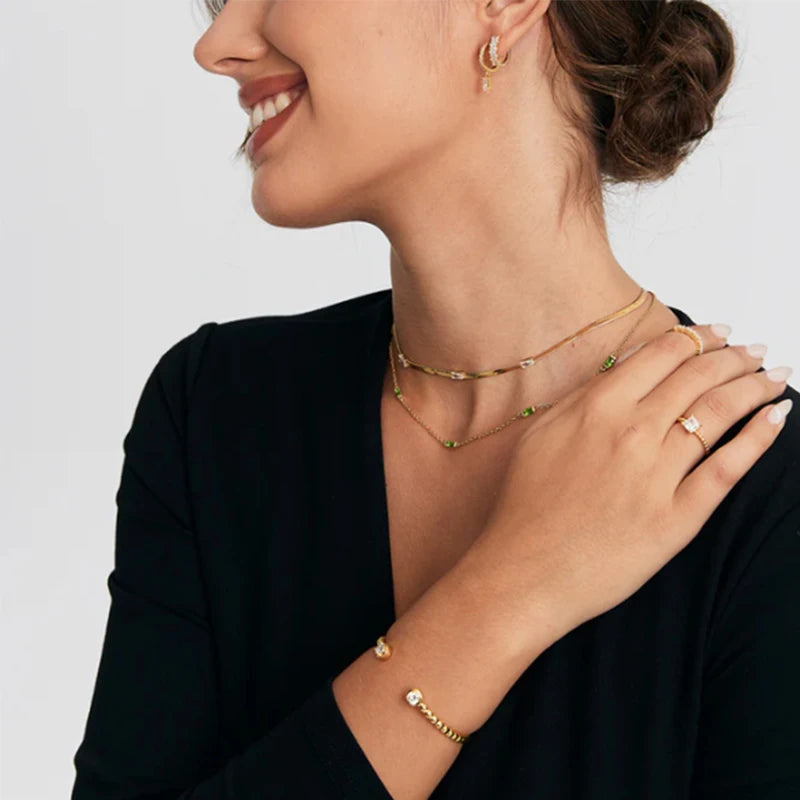 Elara Moissanite Bangle