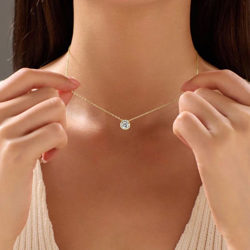 Valente Moissanite Pendant Necklace