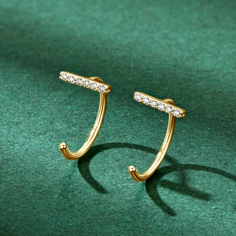 Lara Mini Moissanite Bar Earrings